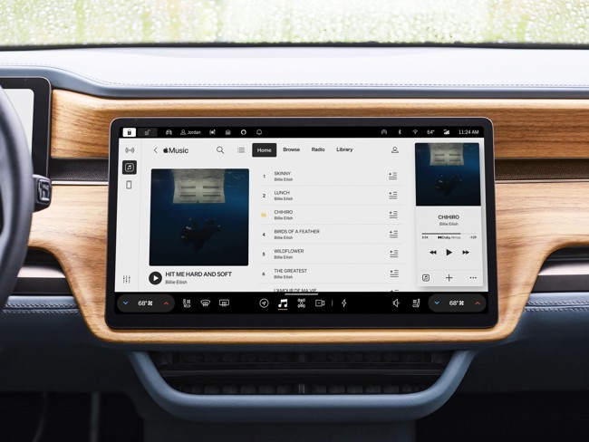 Rivian introduce el audio espacial inmersivo de Appel en los vehículos de la marca