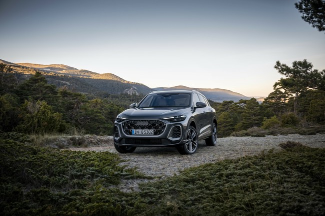 Audi presenta el nuevo Q5 con motores parcialmente electrificados, que llegará al mercado en 2025