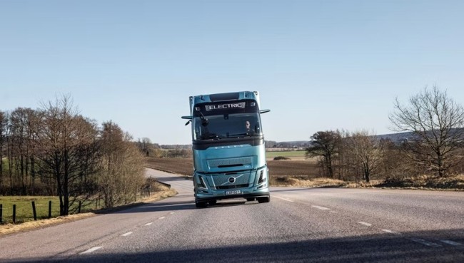 Volvo lanzará una variante de su camión eléctrico FH con hasta 600 km de autonomía
