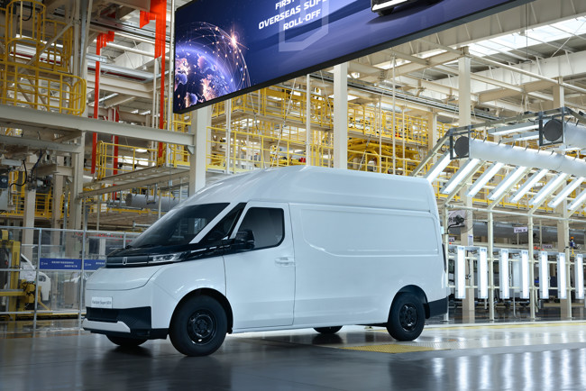 Salvador Caetano distribuirá en España y Portugal las furgonetas eléctricas Farizon de Geely