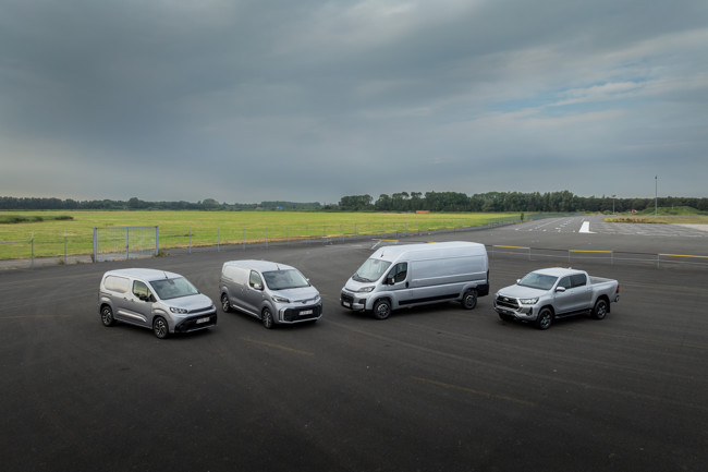 Toyota Professional lanza su nueva furgoneta Proace Max y presenta toda su línea de productos