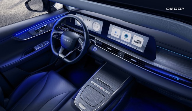 Omoda actualiza su modelo Omoda 5 de gasolina con una mecánica de menos emisiones y un nuevo interior