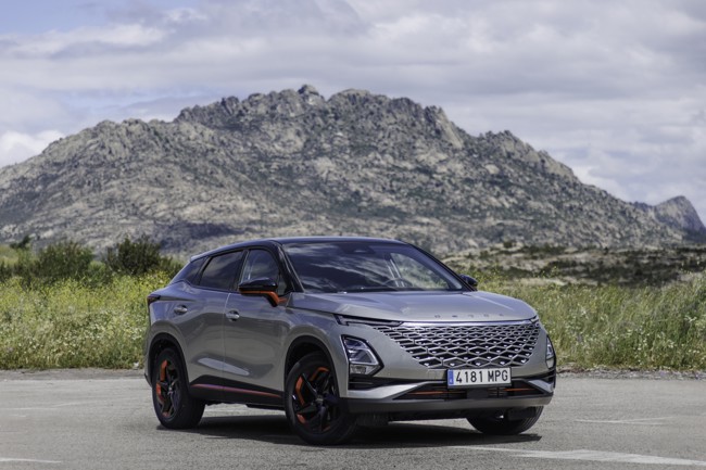 Chery retrasará hasta octubre de 2025 la producción del Omoda 5 EV en la fábrica de Ebro en Barcelona