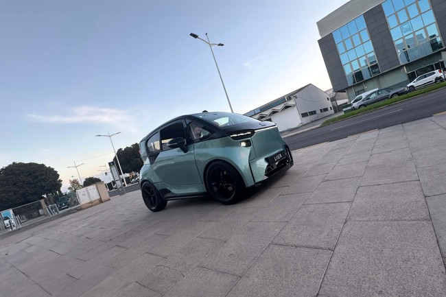La startup española de eléctricos Liux firma con OK Mobility un acuerdo de compra de 5.000 unidades