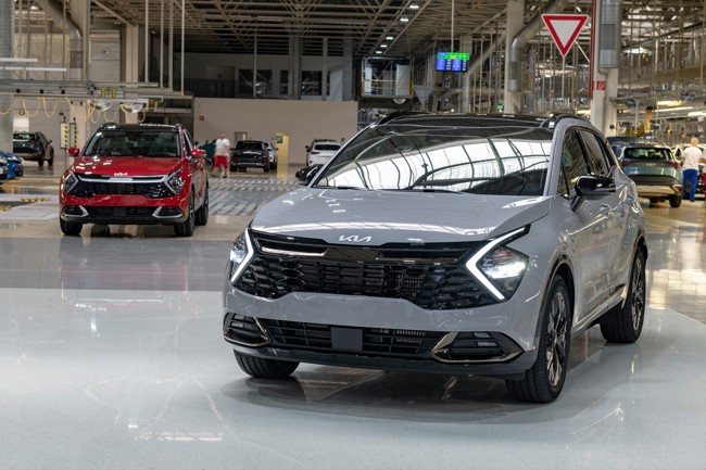 Las ventas de coches en Reino Unido repuntan un 1% en septiembre gracias a los eléctricos