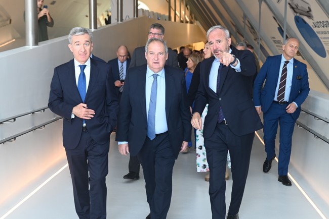 Hereu anuncia 133,7 millones para Stellantis Figueruelas en la convocatoria del Perte VEC III