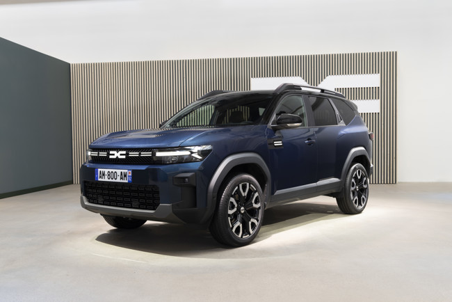 Dacia entra en el segmento C-SUV y lanza el Bigster desde 25.000 euros y 140 caballos