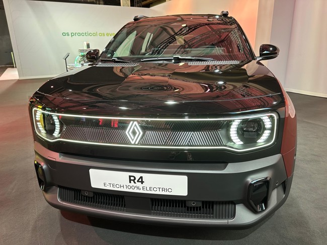Renault revive la leyenda del R4 con motor eléctrico de hasta 150 CV y 400 km de autonomía