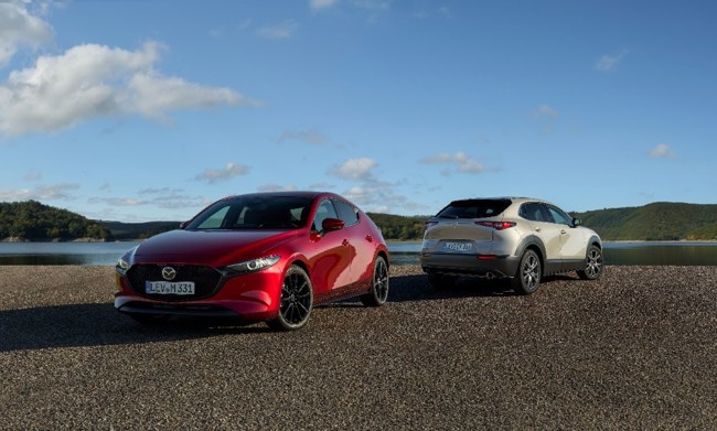 Mazda renueva su gama con los nuevos Mazda3 y CX-30 2025 y un motor de hasta 140 caballos