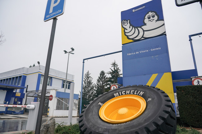 Michelin trasladará a Vitoria parte de su producción tras el cierre de dos plantas en Francia