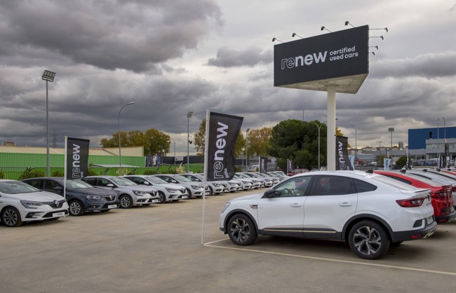 Renew (Renault) inaugura su primer centro a nivel mundial en España con 1.400 vehículos en stock