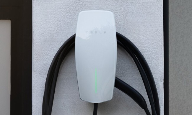El Wall Connector de Tesla integra la solución de reembolso de carga doméstica de Monta para flotas