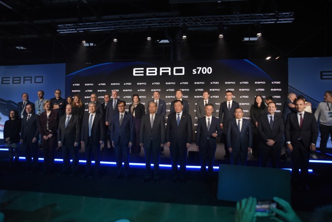Tongyue Yin (Chery) confía en exportar a toda Europa desde la planta de Ebro en Barcelona