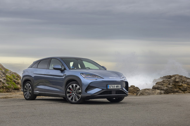 BYD lanza en España el SUV-D eléctrico Sealion 7 desde 39.780 euros con el Moves III
