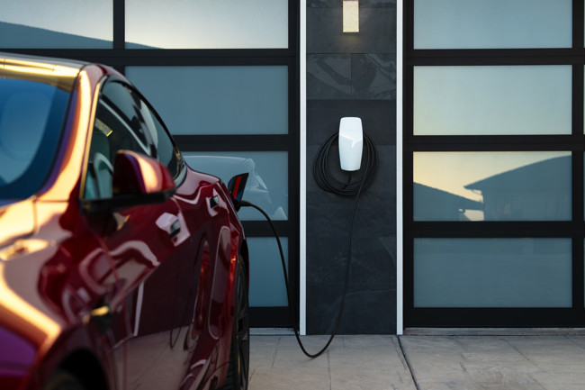 Tesla y otras cinco empresas lanzan una patronal para acelerar la expansión de la red de recarga
