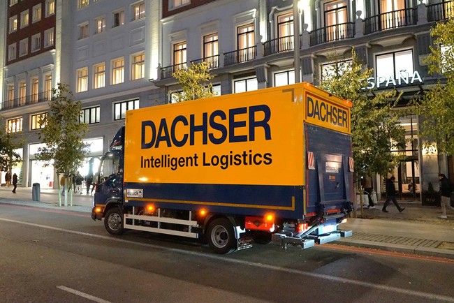 Dachser incorpora cinco nuevos vehículos eléctricos para la distribución en el Norte y Centro de Madrid
