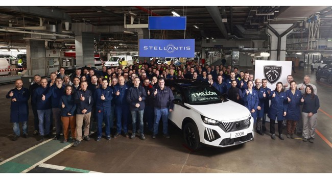 Stellantis Vigo llega al millón de unidades producidas del Peugeot 2008, que comenzó su montaje en 2019