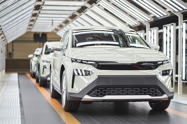 Skoda comienza a fabricar su modelo Elroq totalmente eléctrico
