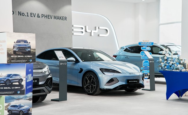 La marca china BYD junto con Harmony Auto inauguran dos nuevos concesionarios en Madrid