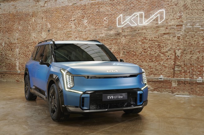 Kia gana 6.520,4 millones de euros en 2024, un 11,6% más, aunque sus ventas mundiales caen un 0,9%