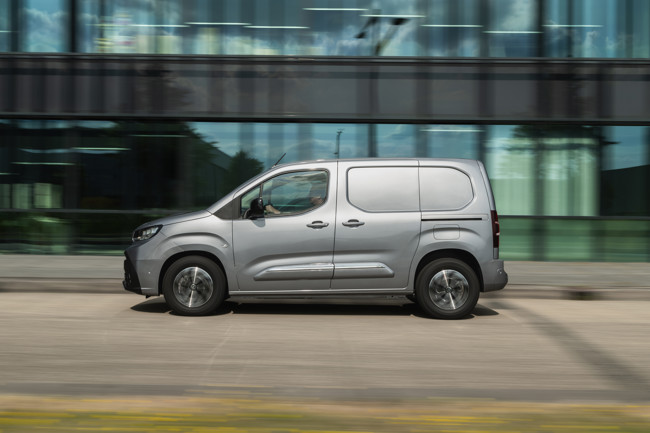 Toyota lanza en España sus nuevas furgonetas Proace City desde 17.337 euros