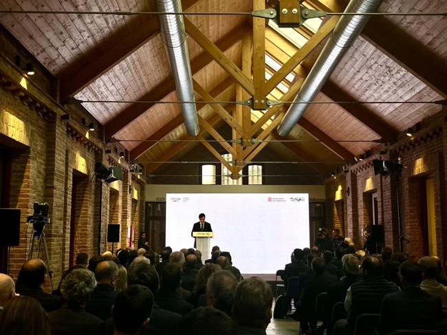 Cataluña movilizará 1.400 millones de euros públicos y privados para el vehículo eléctrico