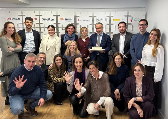 Sernauto presenta su plan de acción 2025 con el fin de impulsar el conocimiento y la conexión sectorial