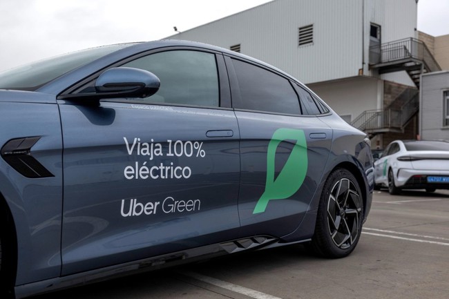 Endesa y Uber se alían para impulsar la movilidad eléctrica en España