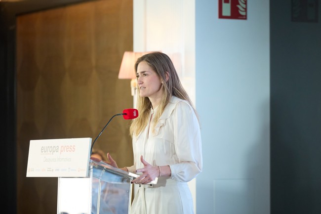 Aagesen espera "responsabilidad en el arco parlamentario" para que el Moves "salga adelante"