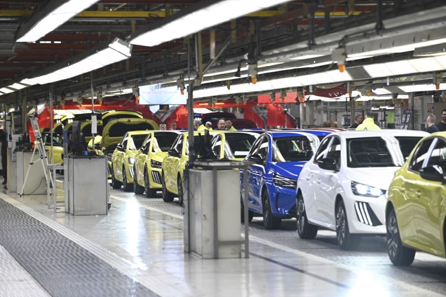 El sector automotriz registró un superávit comercial de 15.991 millones en 2024, un 15% menos