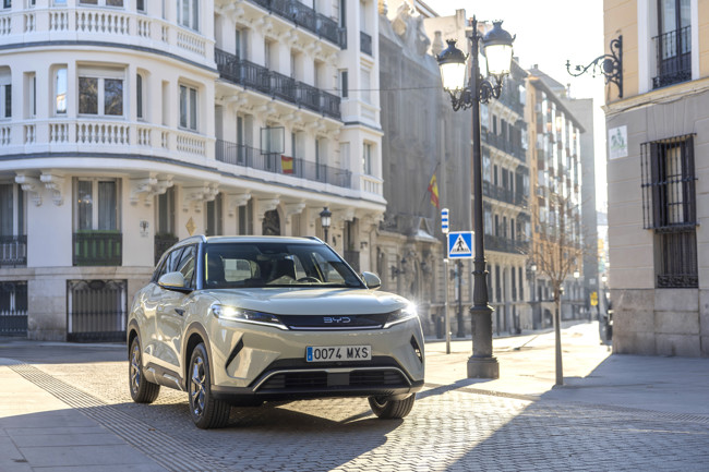 BYD inicia el 'Plan Electrifícate' con descuentos de hasta 4.500 euros en la compra de sus vehículos