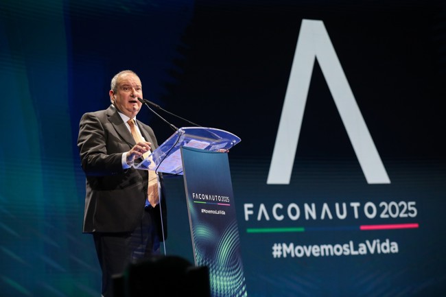(AM) Hereu anuncia que el próximo mes se publicarán las condiciones del Perte VEC IV de 1.250 millones