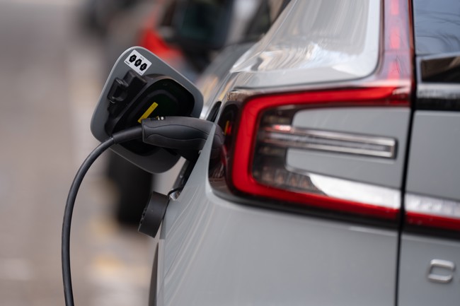 El PP urge en el Congreso a aprobar en tres meses un Plan Moves IV con incentivos al coche eléctrico