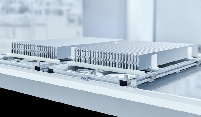 La 'blade battery' de BYD supera una prueba de perforación de la batería y aguanta más de 300 grados
