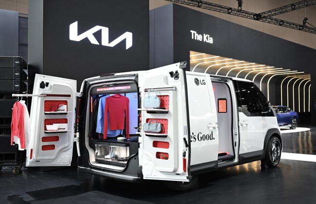 Kia y LG anuncian un acuerdo de colaboración para integrar electrodomésticos en vehículos para 2026