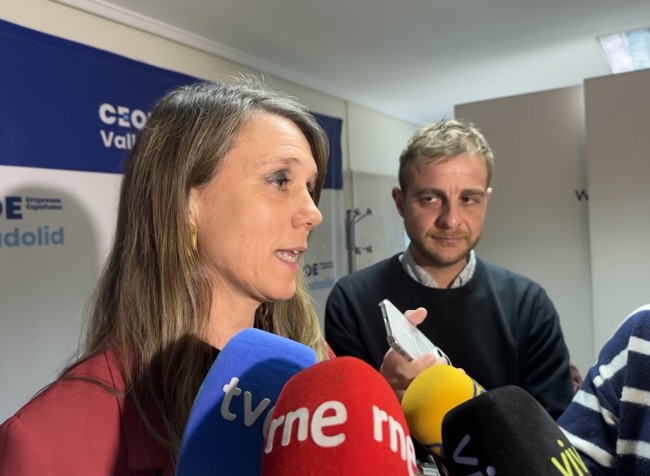 La patronal del 'rent a car' Feneval respalda la candidatura de Ángela de Miguel para Cepyme