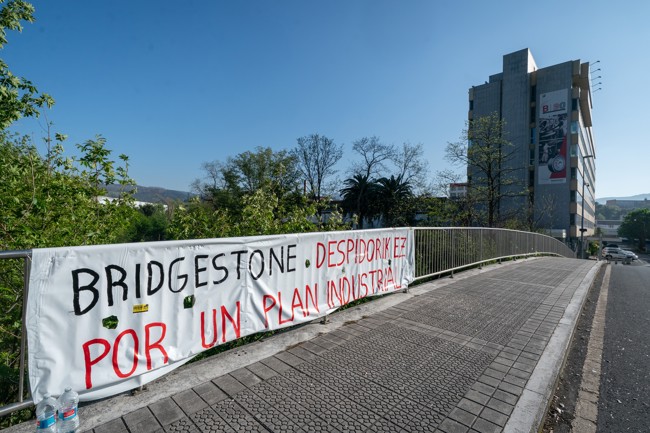 Trabajadores de Bridgestone Basauri paran la producción de la planta en una nueva jornada de huelga
