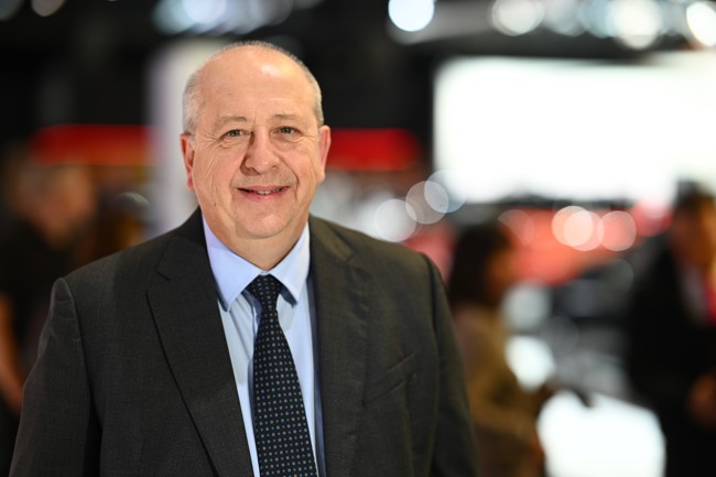 Imparato (Stellantis) ve "letales" los objetivos de emisiones de la UE y pide medidas urgentes