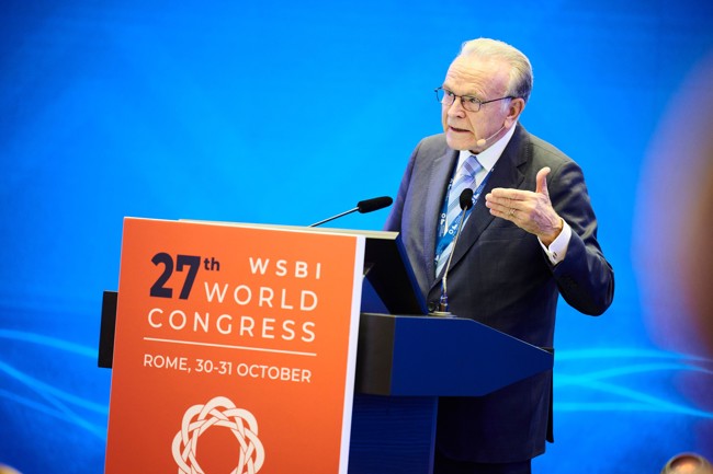 Fundación 'La Caixa', El Corte Inglés y Caixabank las empresas con mejor RSE, según