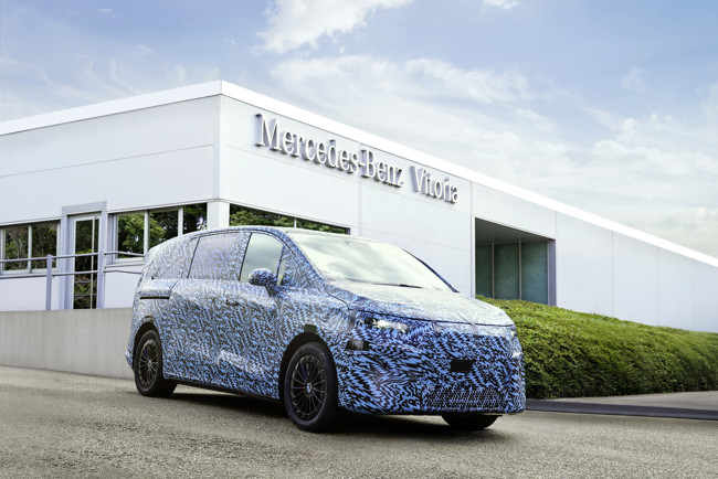 Mercedes-Benz arranca en Vitoria la producción en preserie del nuevo VLE 100% eléctrico