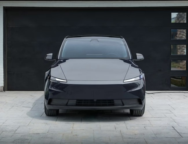 Tesla lanza dos versiones 'baratas' del Model Y y del 3 con precios de 39.990 y 36.990 dólares