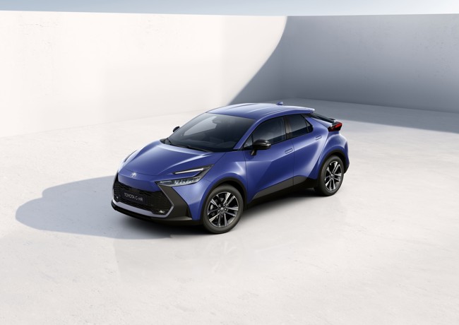 Toyota abre los pedidos del C-HR híbrido eléctrico e híbrido enchufable desde 31.500 euros