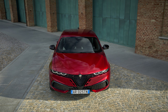 Alfa Romeo abrirá a principios de noviembre los pedidos del Tonale en España en todas sus gamas