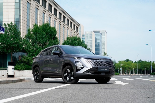 Omoda lanza el nuevo Omoda 5 SHS-H, su primer híbrido con etiqueta 'ECO' en España desde 29.400 euros