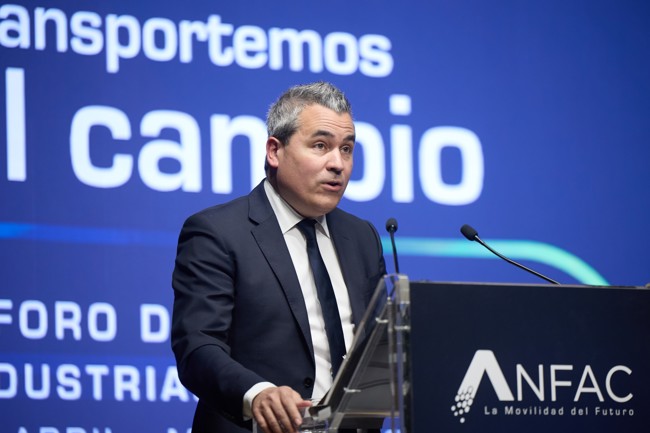 Recasens (Anfac) pide a Europa que se ponga "las pilas" y vele por el futuro del sector automovilístico