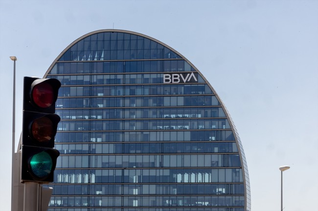 BBVA ofrece vehículos matriculados de hasta un año de antigüedad en su 'app' y web de España