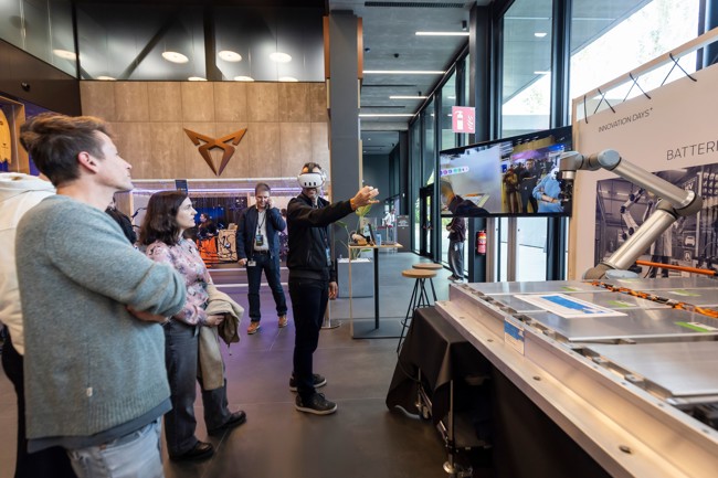 Los Innovation Days+ de Seat y Cupra reúnen a más de 200 expositores y 48 propuestas
