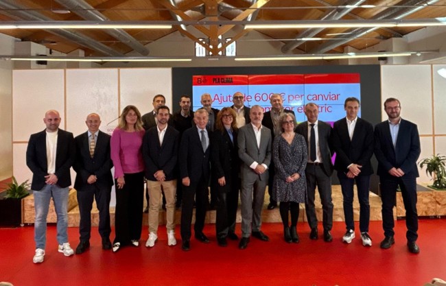 Barcelona pagará 600 euros a quien renueve su ciclomotor de combustión por uno eléctrico desde 2026