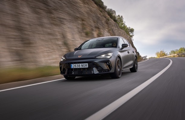 Cupra anuncia una serie limitada del León VZ que lanzará en el primer trimestre de 2026