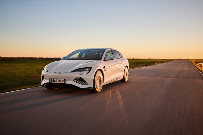 BYD amplía la garantía de su 'Blade Battery hasta ocho años o 250.000 kilómetros